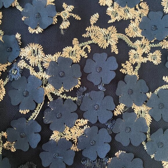 NWOT Xscape Blue Floral Applique Embroidered Formal Cocktail Dress Size 8 - Picture 5 of 13